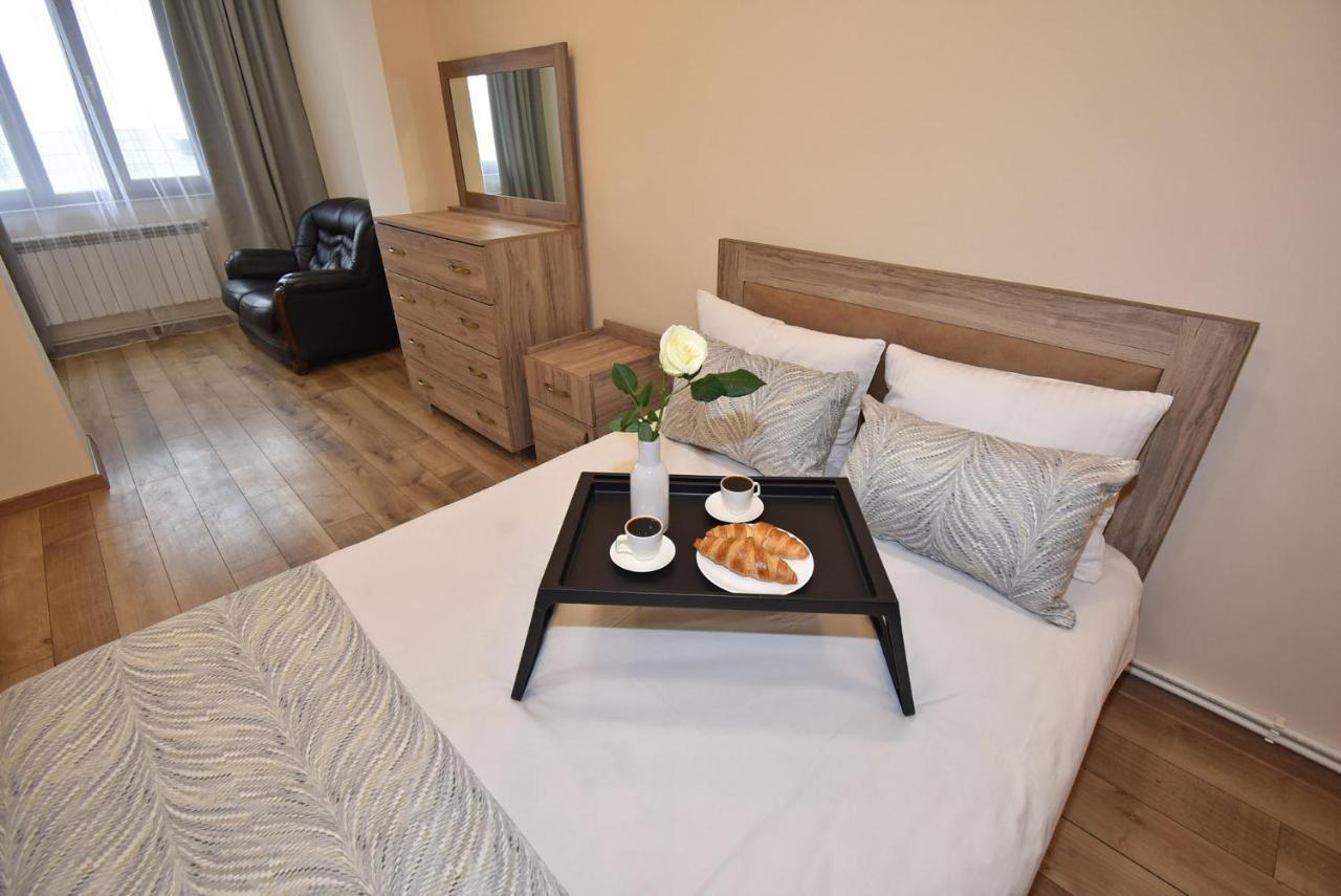 2 Bedroom Apartment, Quiet And Spacious Jerevan Exteriér fotografie