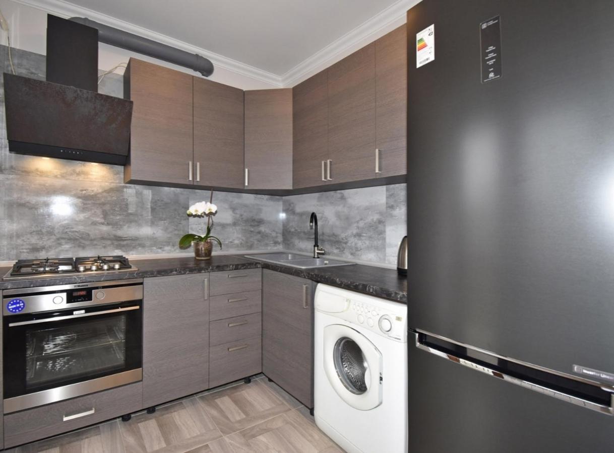 2 Bedroom Apartment, Quiet And Spacious Jerevan Exteriér fotografie